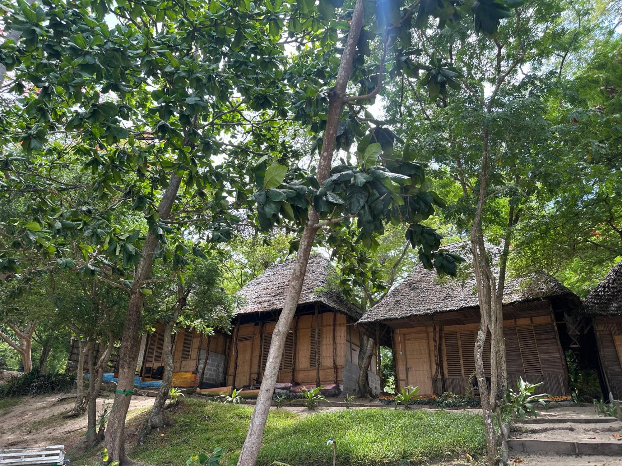 Maweni Beach Bungalows Kilindoni Buitenkant foto