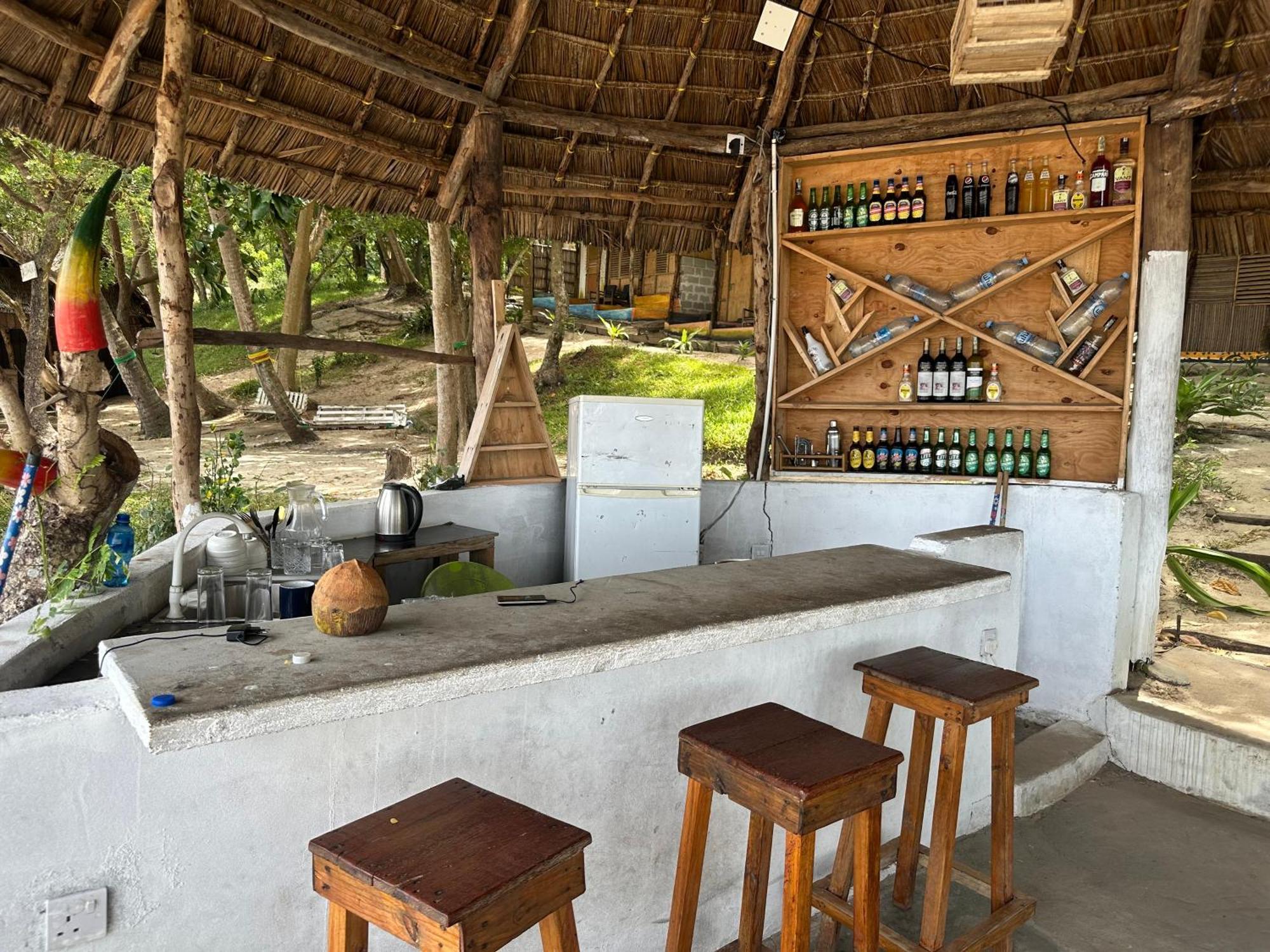 Maweni Beach Bungalows Kilindoni Buitenkant foto