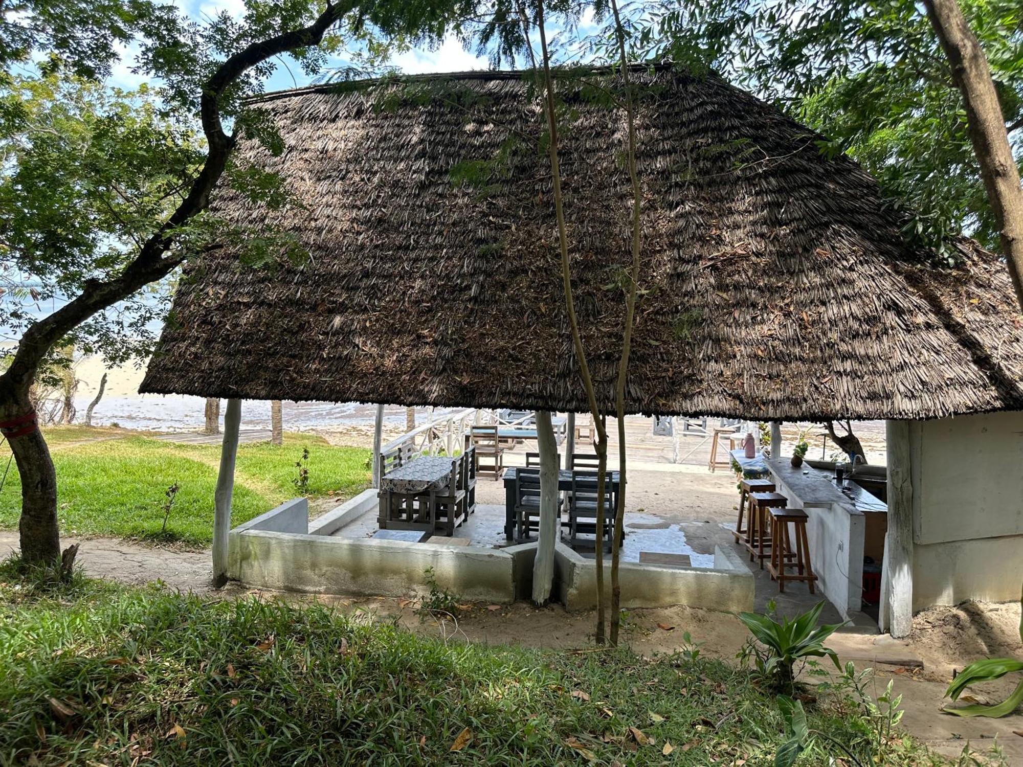 Maweni Beach Bungalows Kilindoni Buitenkant foto