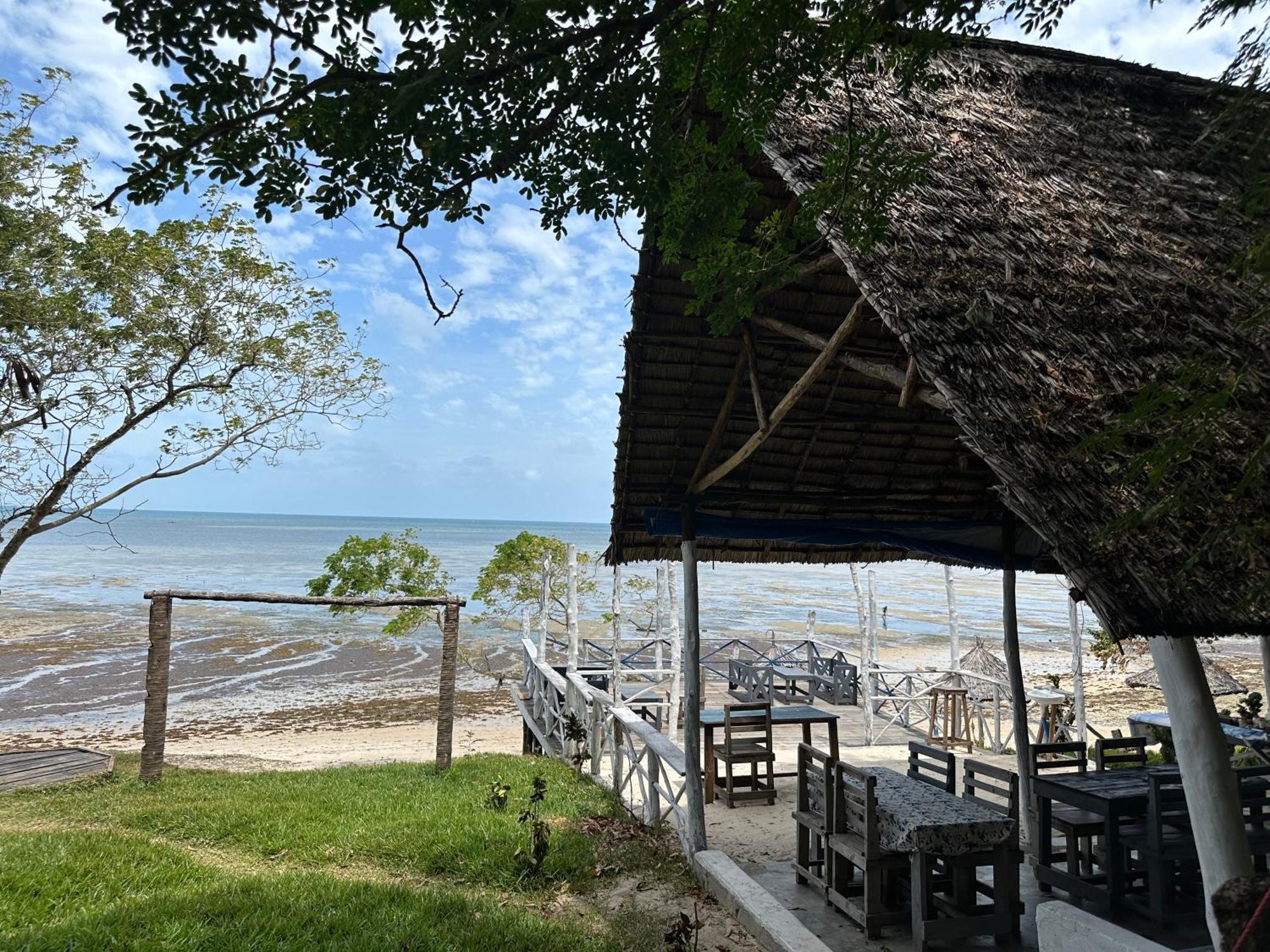 Maweni Beach Bungalows Kilindoni Buitenkant foto